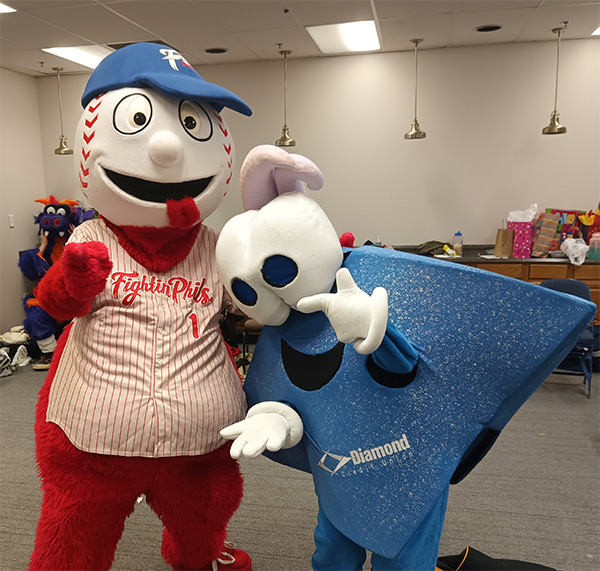 Diamond impacts local community organizations at Mascot Night